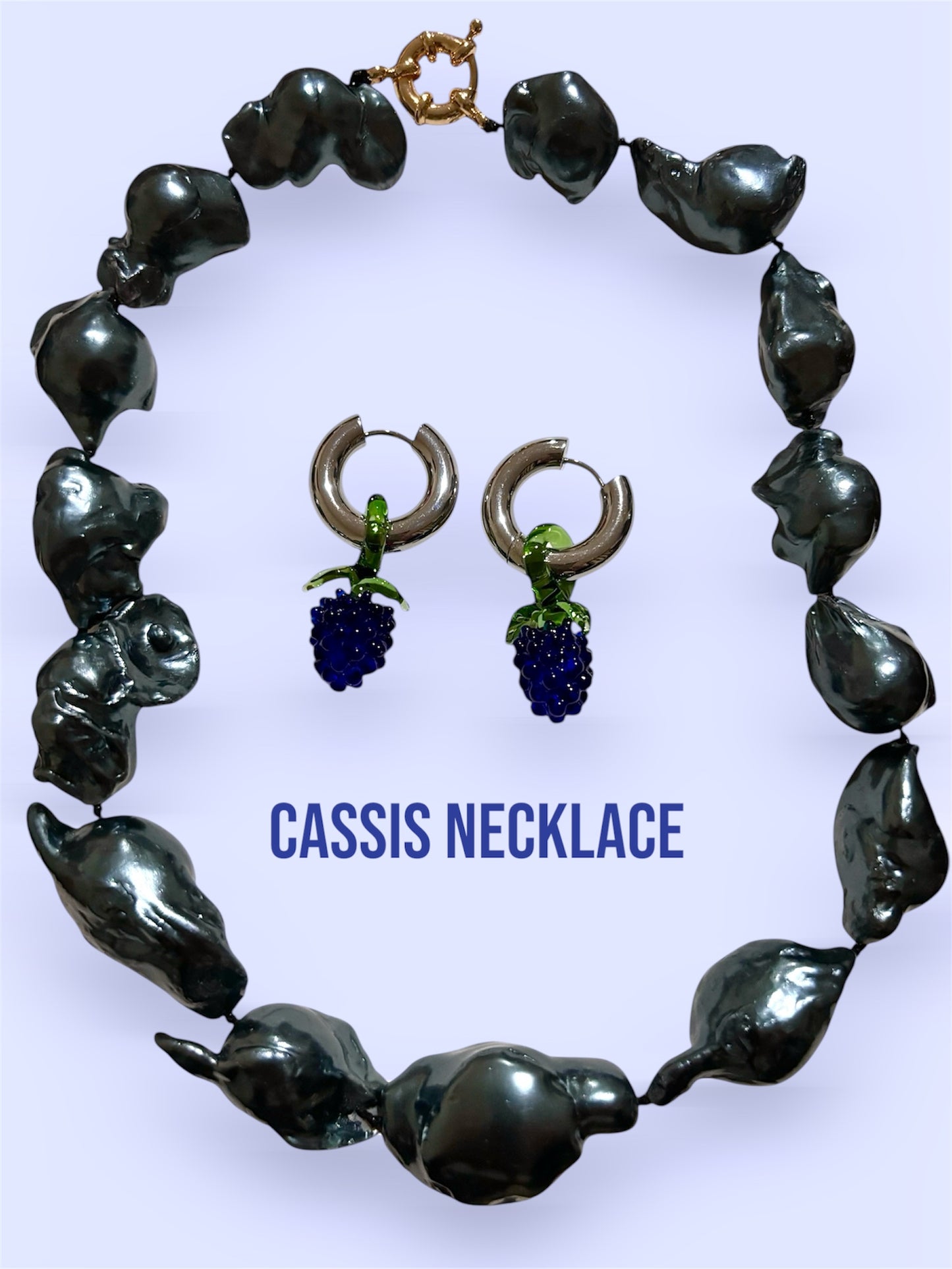 Cassis Necklace