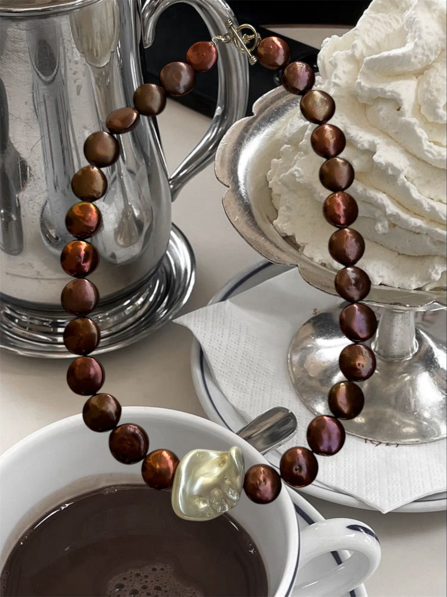 Chocolat Necklace